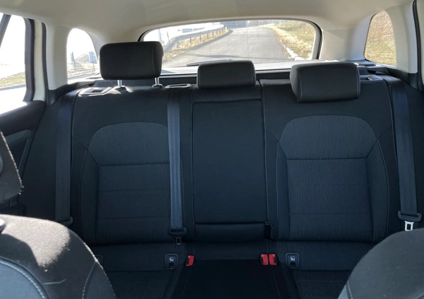 Skoda Superb cena 83000 przebieg: 142500, rok produkcji 2018 z Nysa małe 436